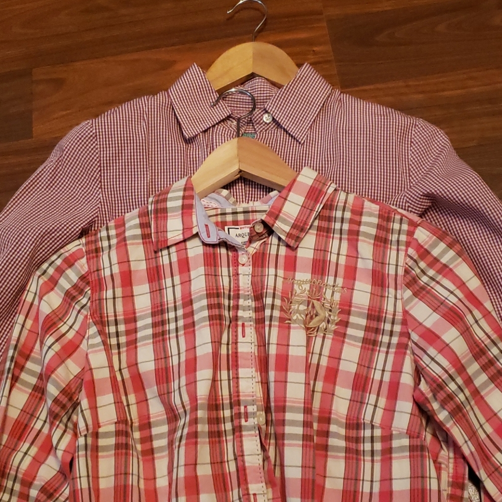 Long sleeve red shirts